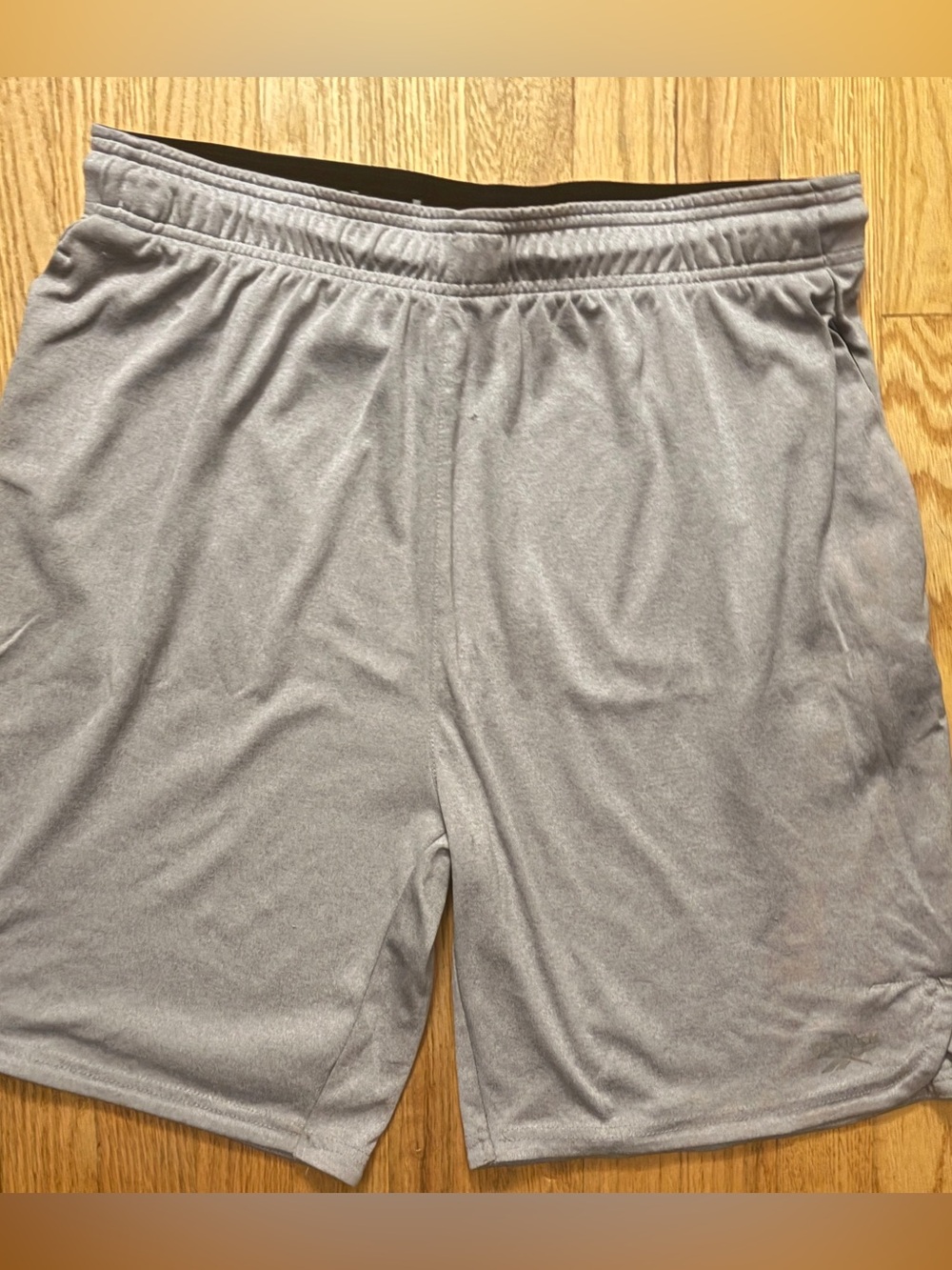 Men’s Reebok Shorts - Picture 2 of 3